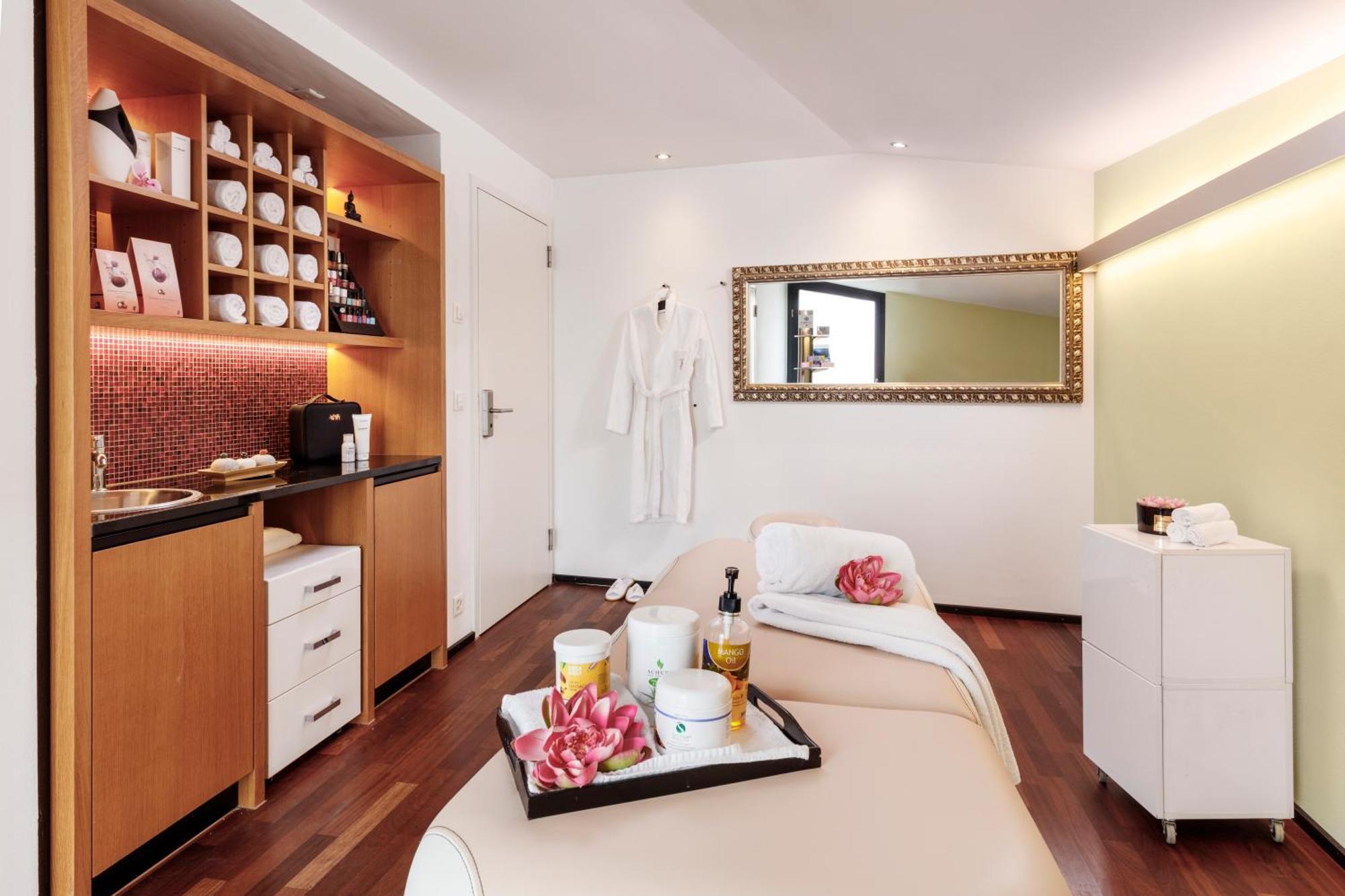 Hotel Belvoir Lake View & Spa Rüschlikon Buitenkant foto